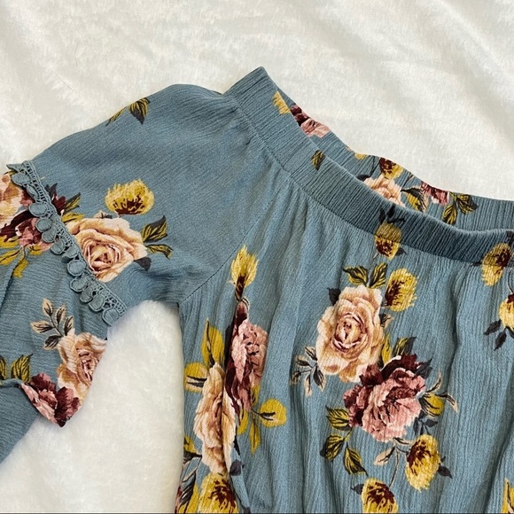 Xhilaration Floral Print Bell Sleeve Romper Womens Size Small - Picture 6 of 8